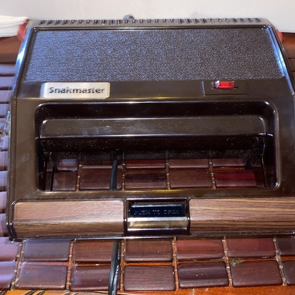 CLARK SNAKMASTER MULTI PURPOSE TOASTER - Picture 2 of 4